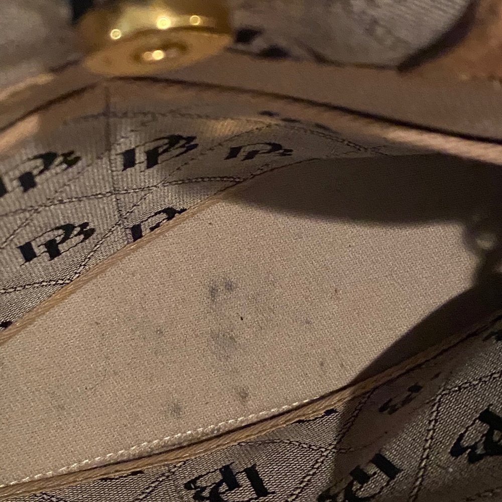 Dooney & Bourke Vintage Logo Tassel Tote Satchel - Picture 5 of 10